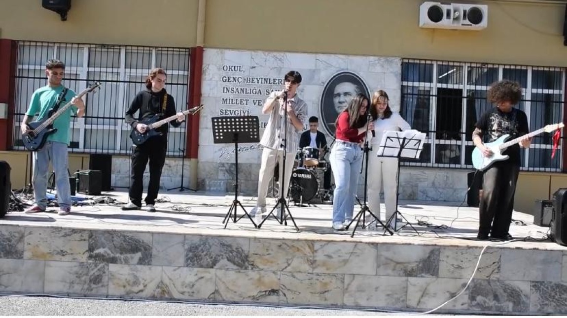 8 MART DÜNYA KADINLAR GÜNÜ ÖZEL KONSERİ 